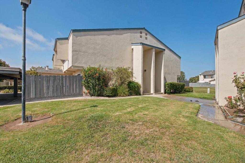 273 Sunnyhills Drive Property Photo 1
