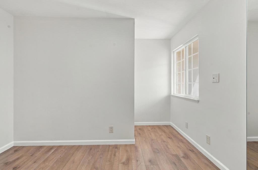273 Sunnyhills Drive Property Photo 13