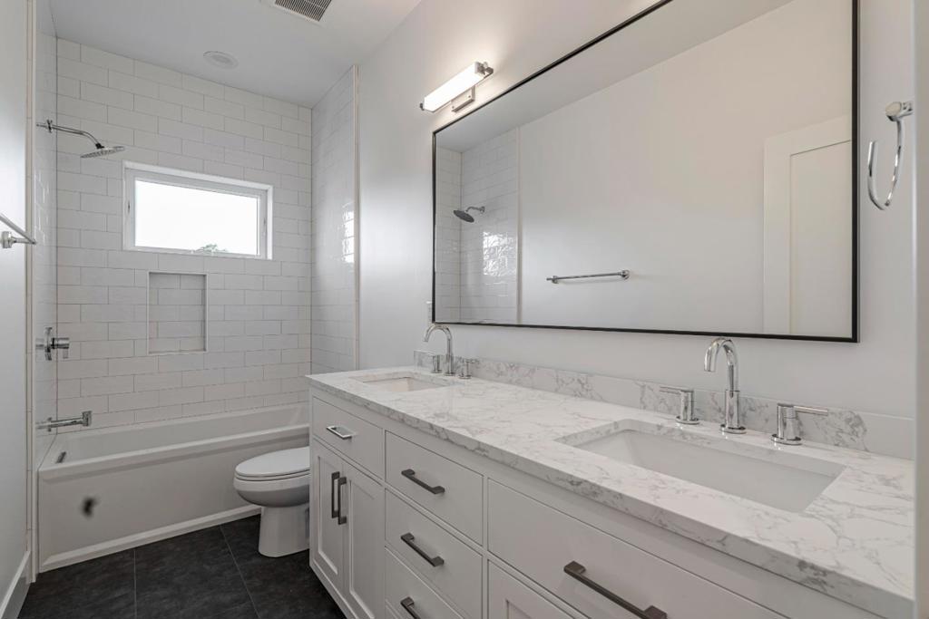 1460 Kentfield Avenue Property Photo 10