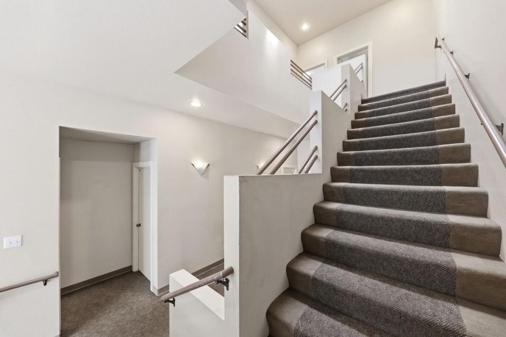271 Austin Street Property Photo 19