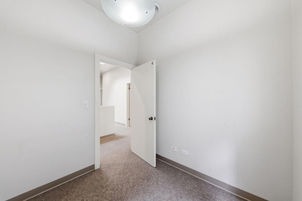 271 Austin Street Property Photo 34