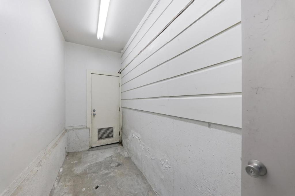 271 Austin Street Property Photo 69
