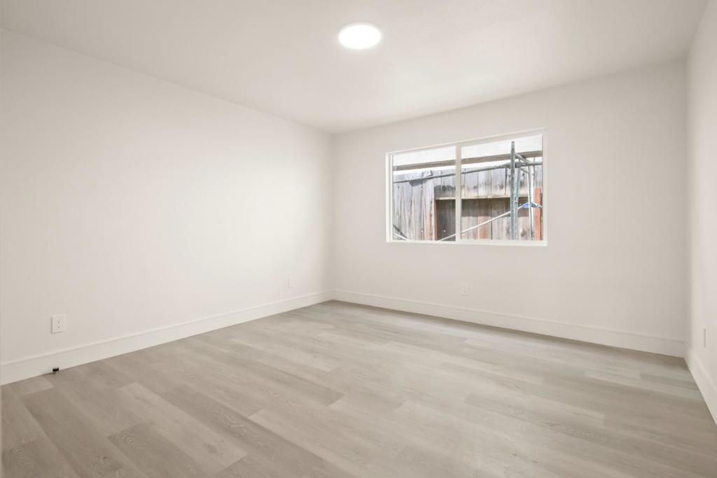 91 5th Avenue Property Photo 10