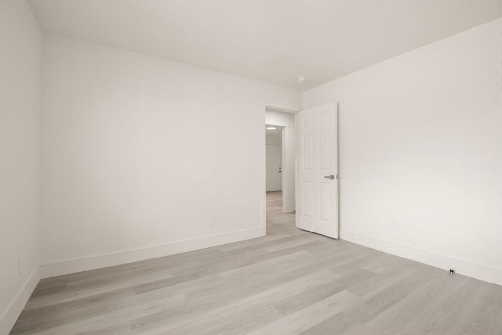 91 5th Avenue Property Photo 13
