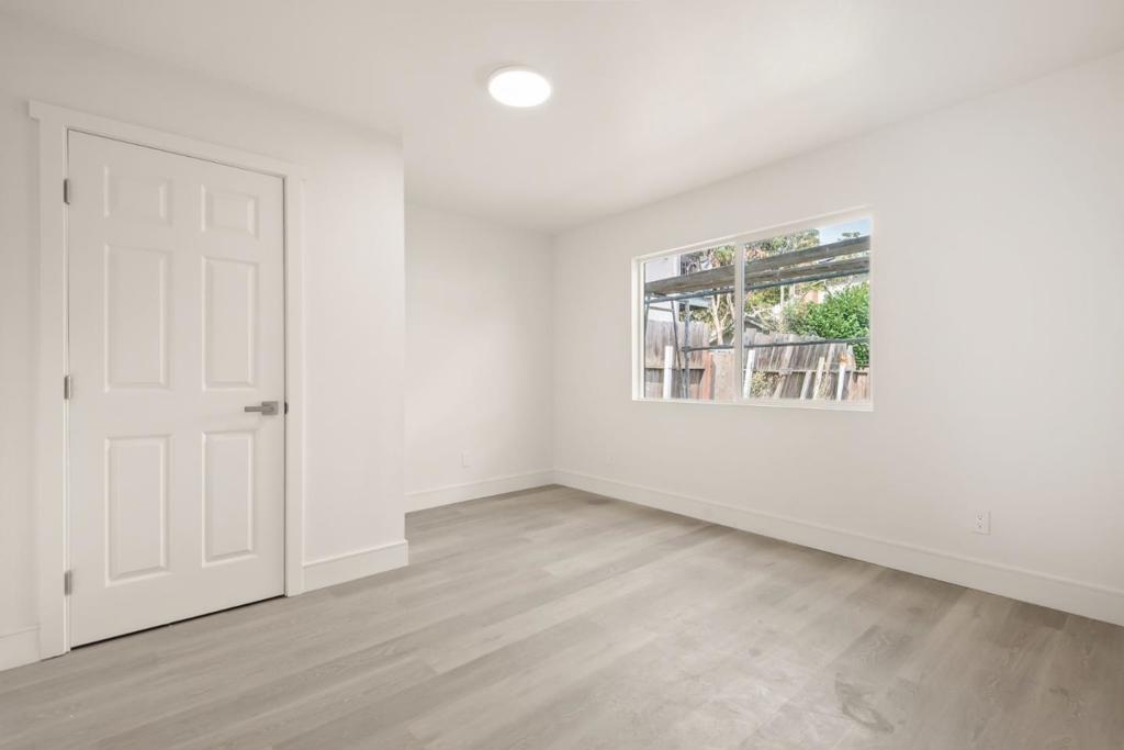 91 5th Avenue Property Photo 14