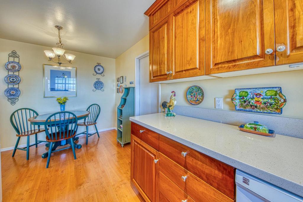 1730 Darwin Street Property Photo 13
