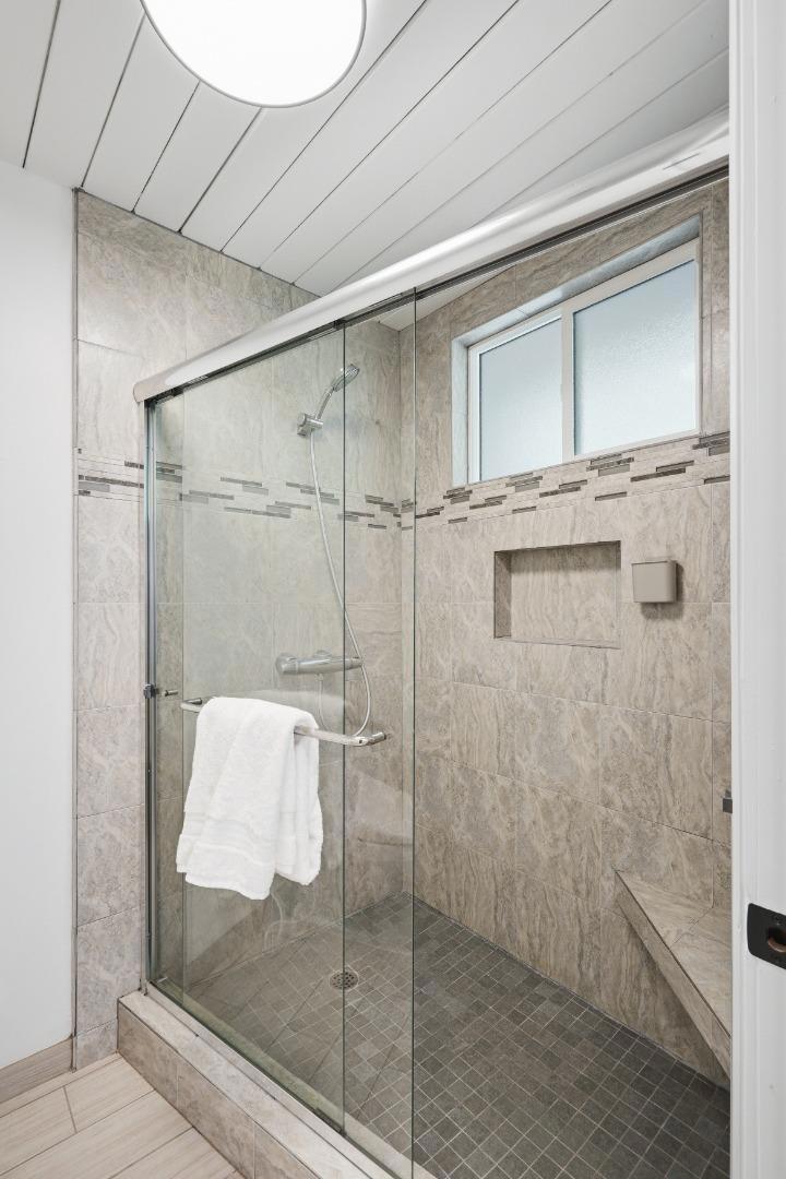 651 E Meadow Drive Property Photo 41