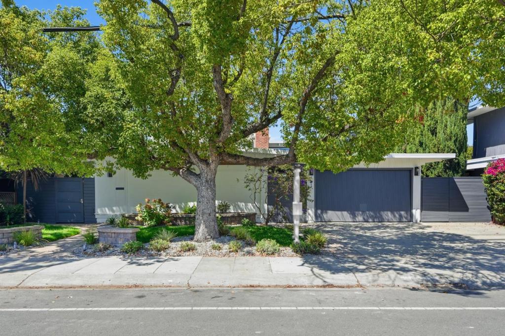651 E Meadow Drive Property Photo 70