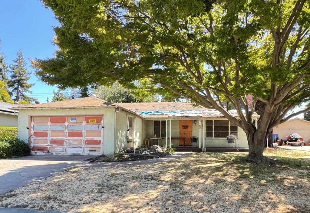2102 Walnut Grove Avenue Property Photo 1