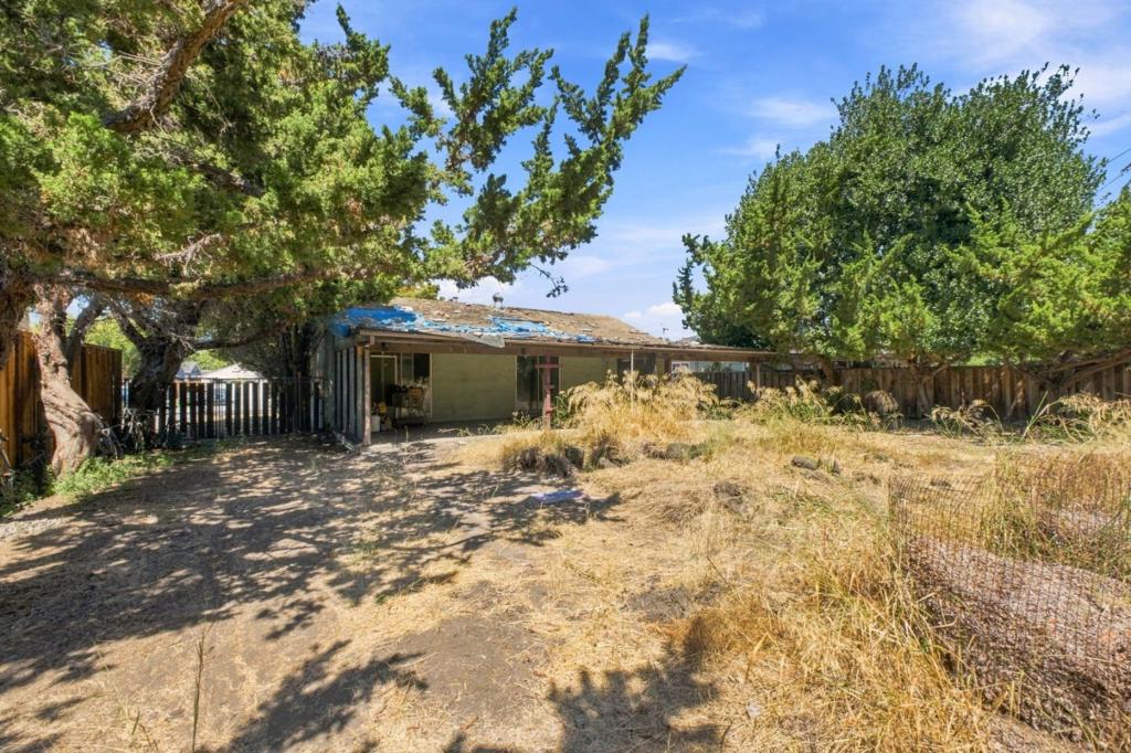 2102 Walnut Grove Avenue Property Photo 2