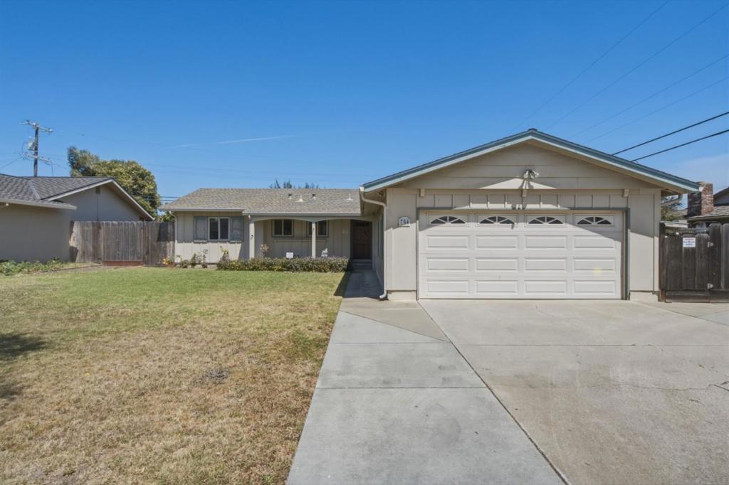 754 San Simeon Drive Property Photo 1