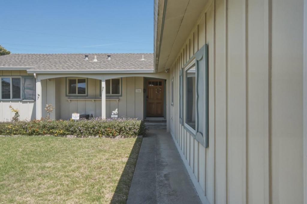 754 San Simeon Drive Property Photo 6