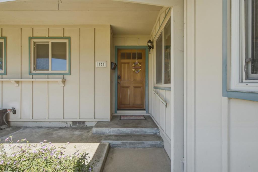 754 San Simeon Drive Property Photo 7