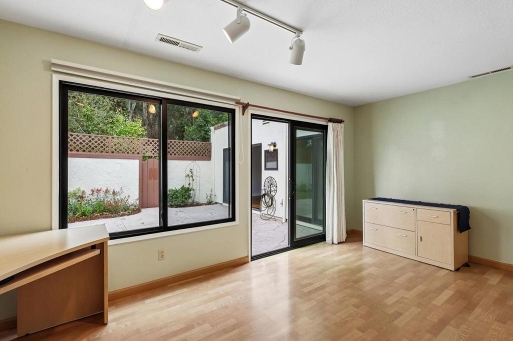 1712 Escalona Drive Property Photo 10