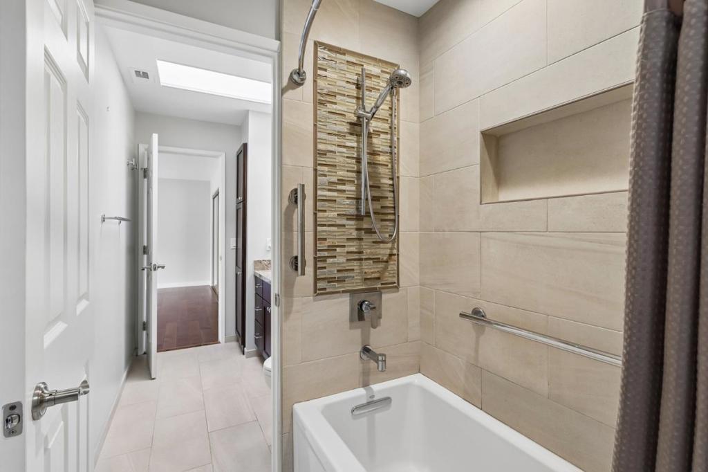 1712 Escalona Drive Property Photo 22