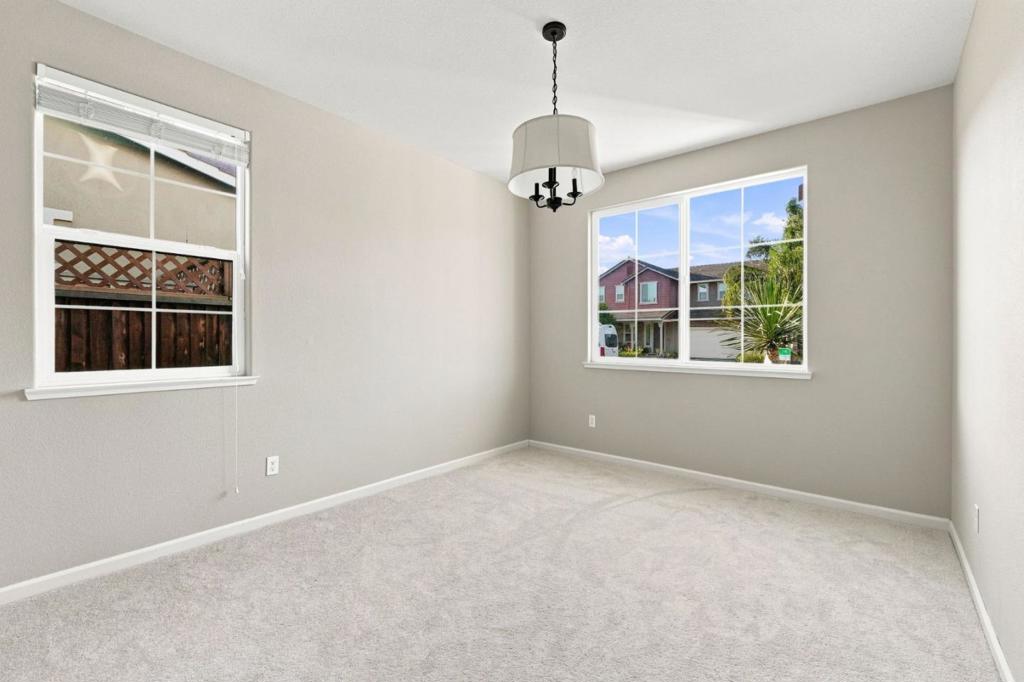839 Dunmore Street Property Photo 16