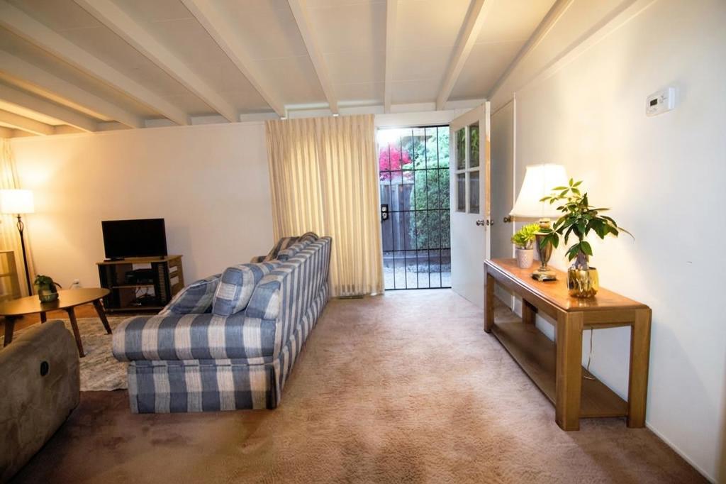 3523 Elmhurst Avenue Property Photo 25