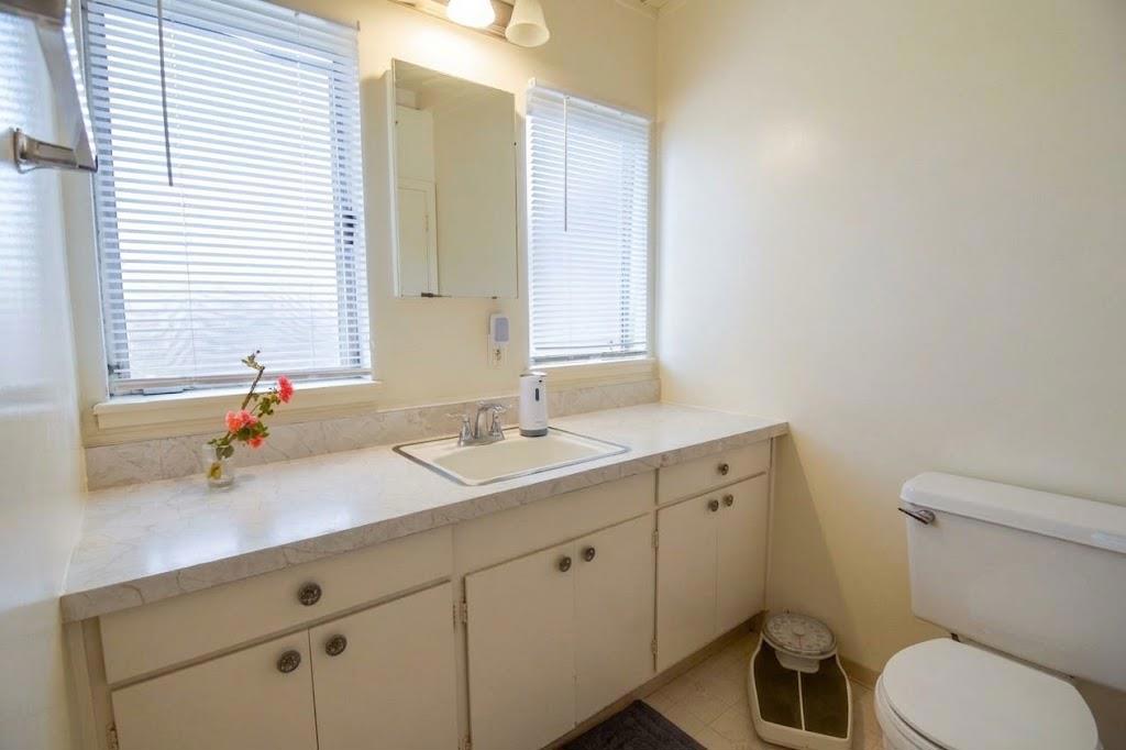 3523 Elmhurst Avenue Property Photo 39