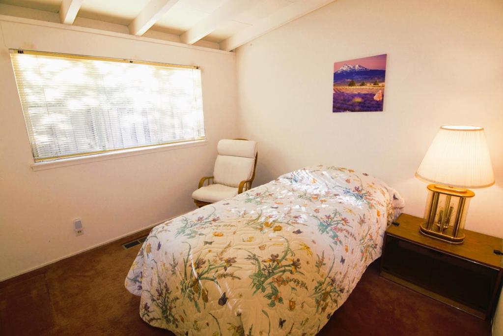 3523 Elmhurst Avenue Property Photo 46