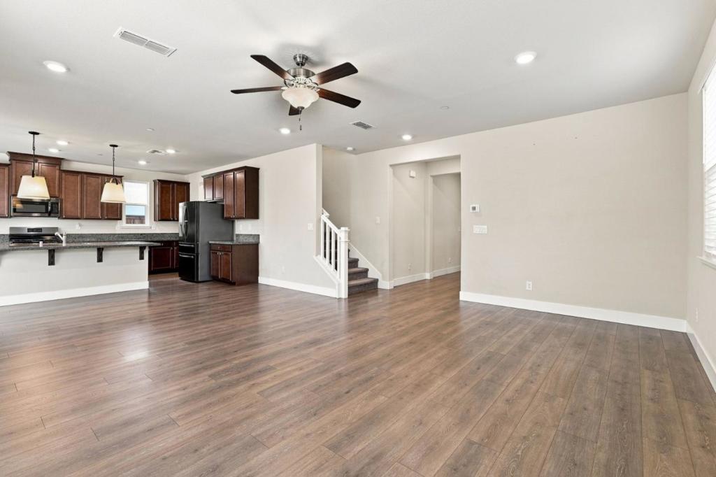 10068 Carinata Drive Property Photo 4