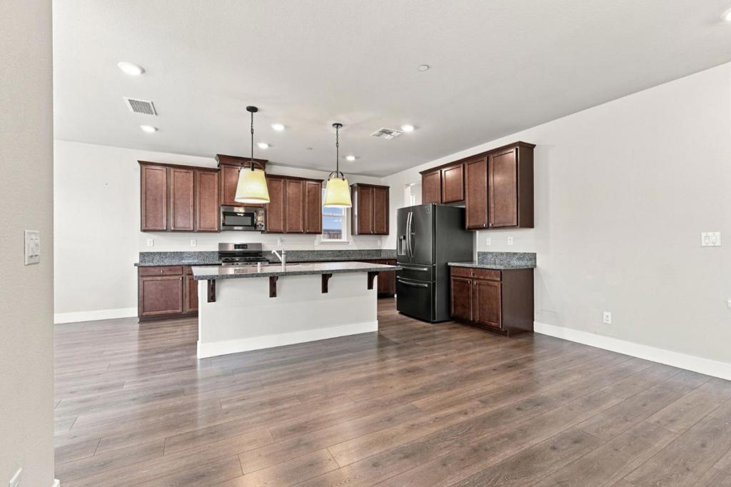 10068 Carinata Drive Property Photo 10