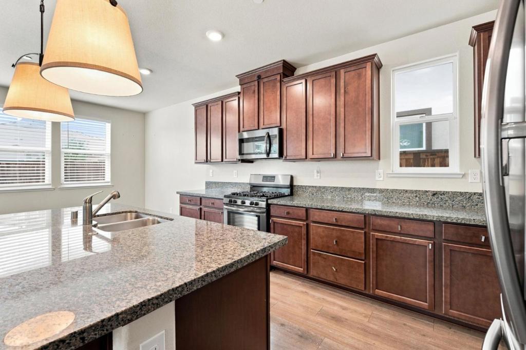 10068 Carinata Drive Property Photo 12