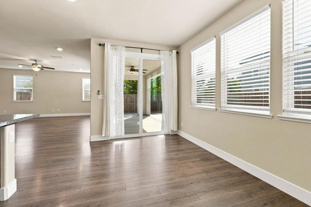 10068 Carinata Drive Property Photo 16