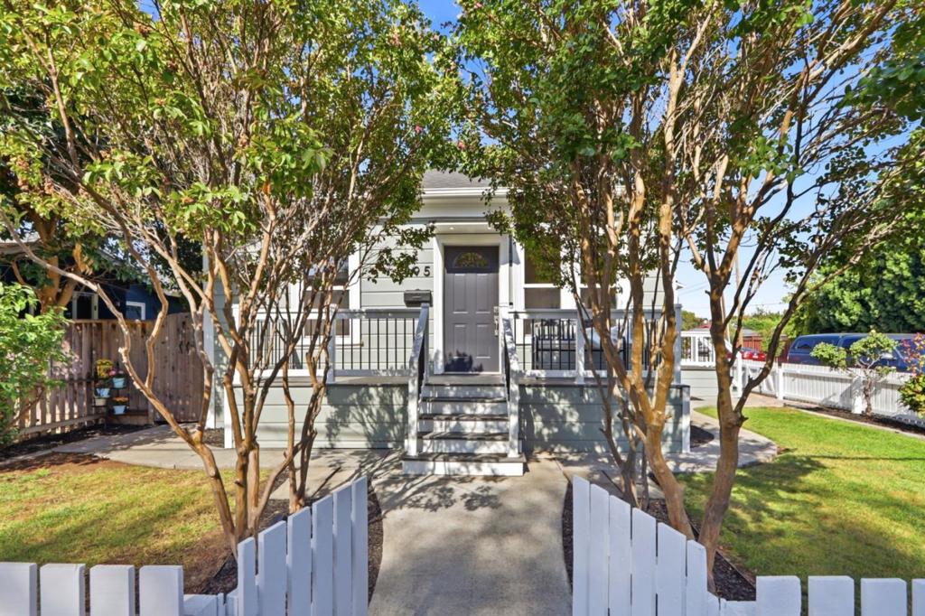 195 Boston Avenue Property Photo 4