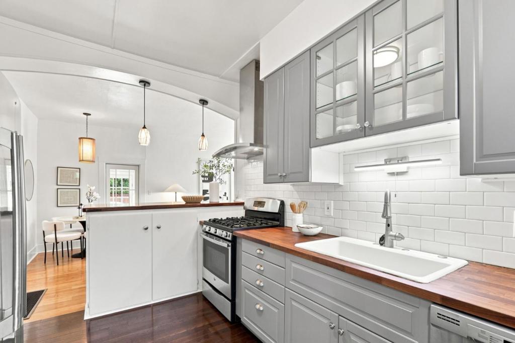 195 Boston Avenue Property Photo 12
