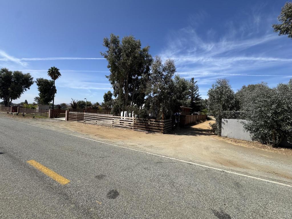 12235 Foothill Avenue Property Photo 2