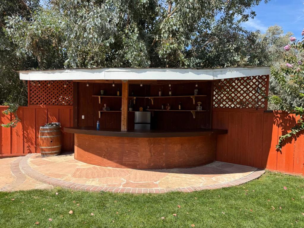 12235 Foothill Avenue Property Photo 13
