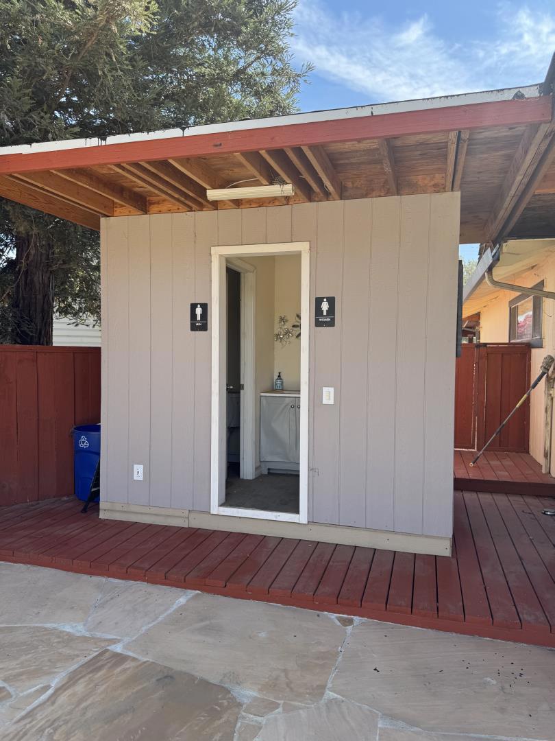 12235 Foothill Avenue Property Photo 15