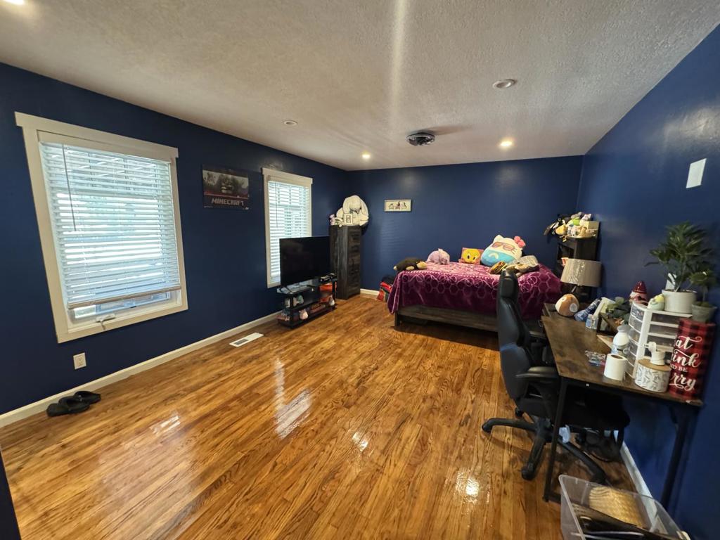 12235 Foothill Avenue Property Photo 26