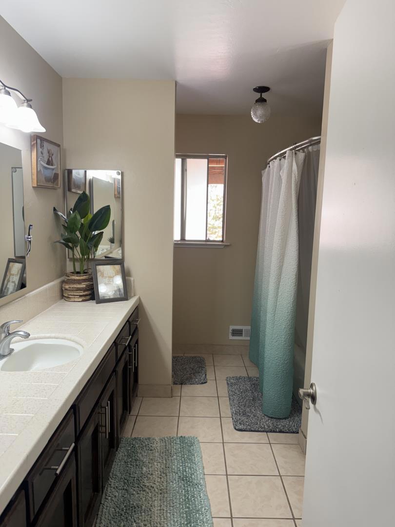 12235 Foothill Avenue Property Photo 27