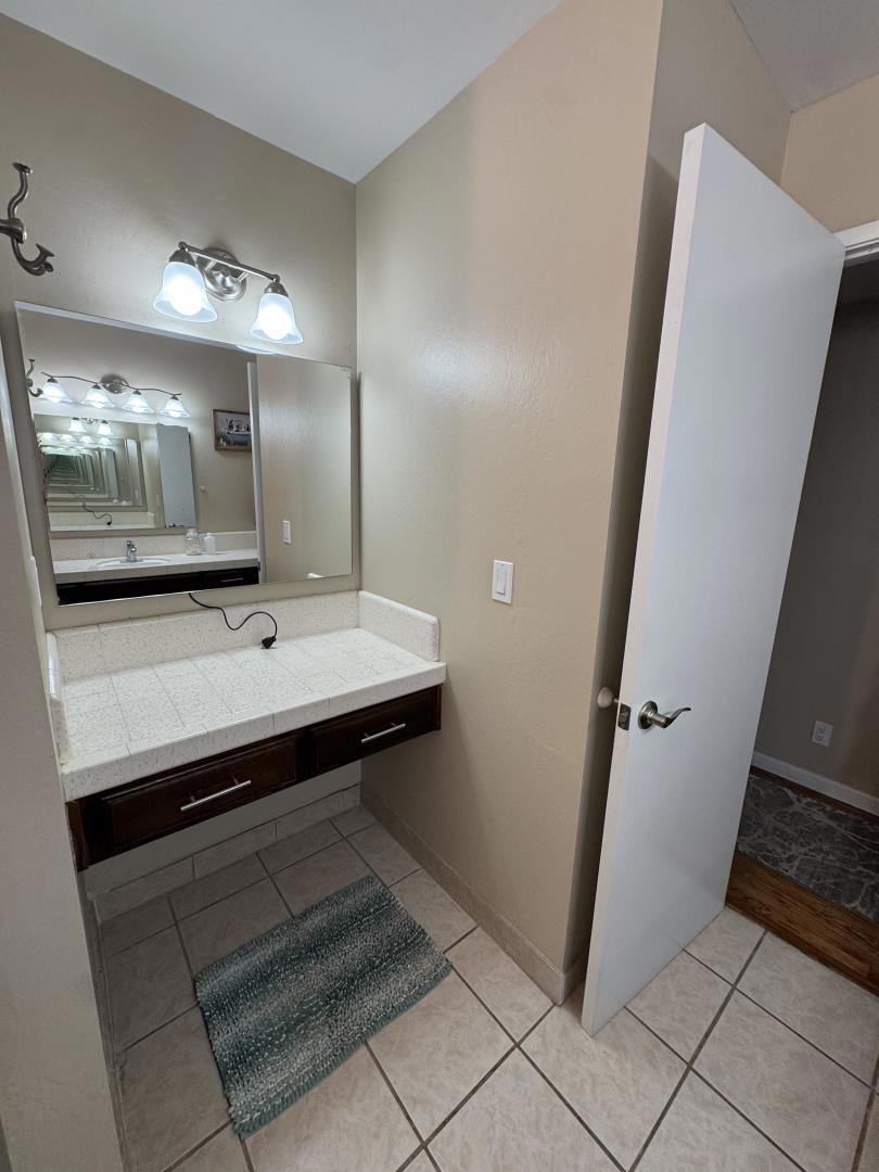 12235 Foothill Avenue Property Photo 28