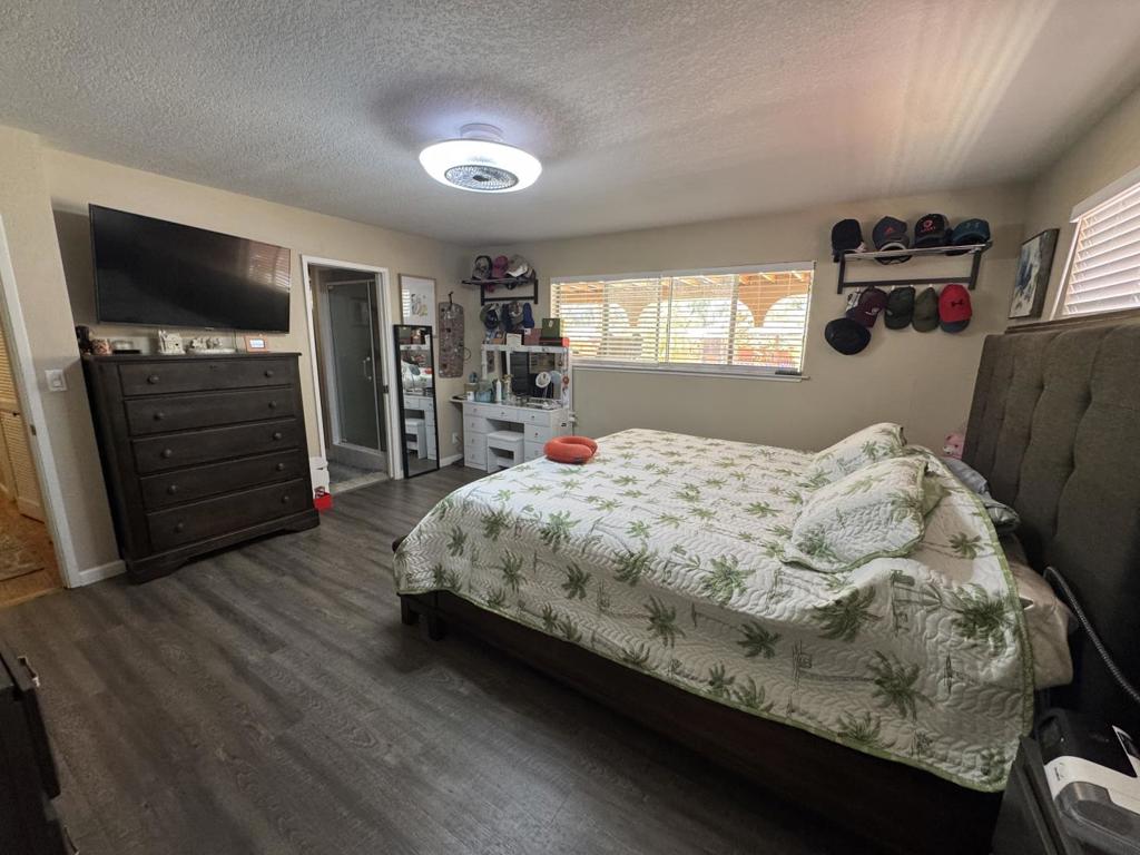 12235 Foothill Avenue Property Photo 34