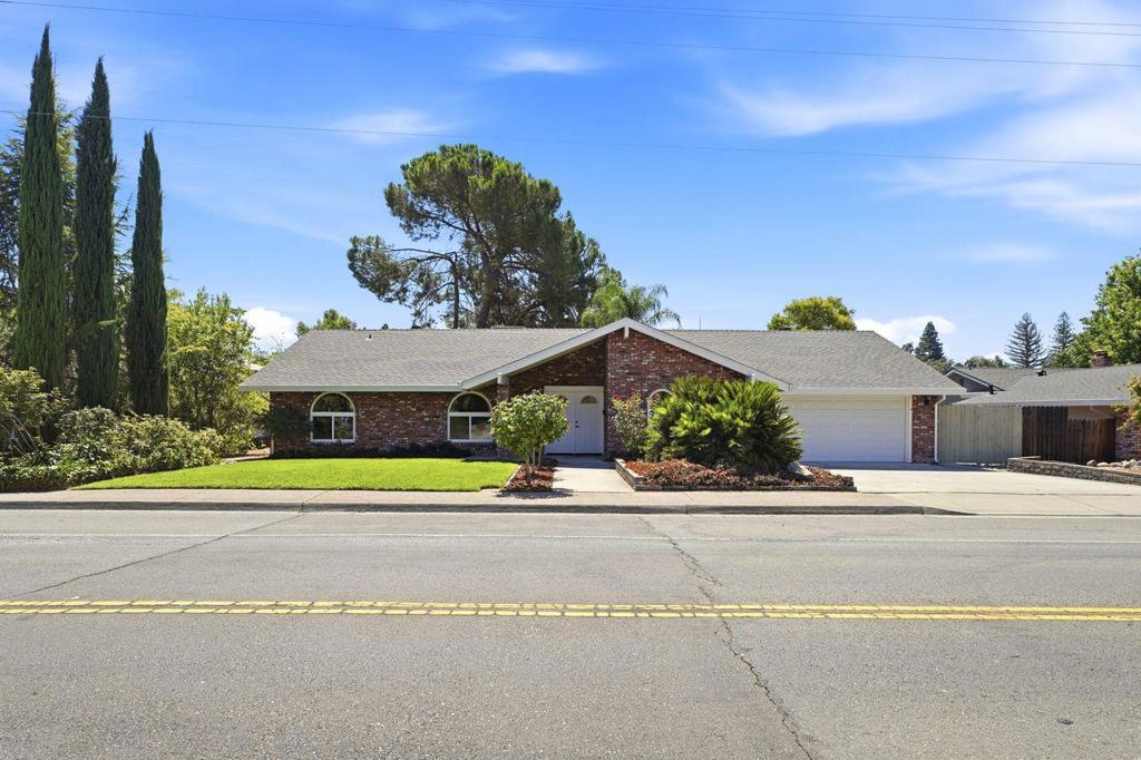 3180 Argonaut Avenue Property Photo 1