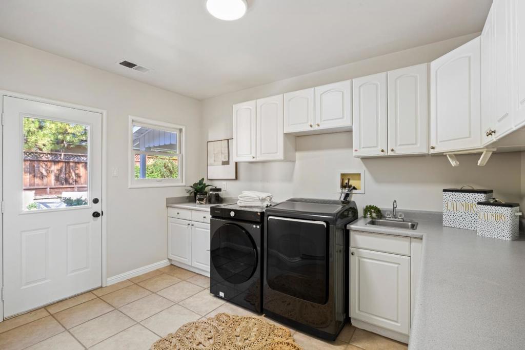 1666 Jolly Court Property Photo 15