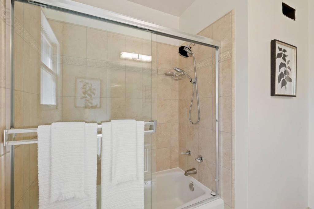 1666 Jolly Court Property Photo 17