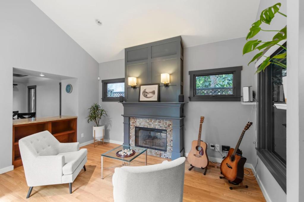 1195 Settle Avenue Property Photo 8
