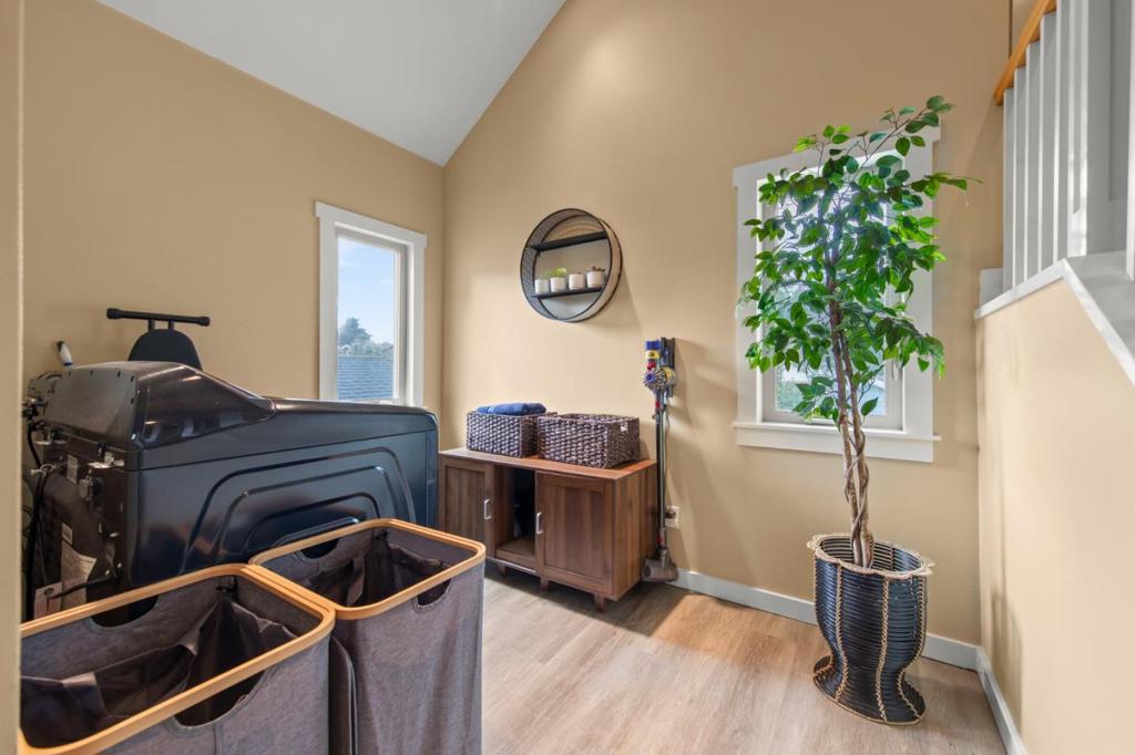 1195 Settle Avenue Property Photo 21