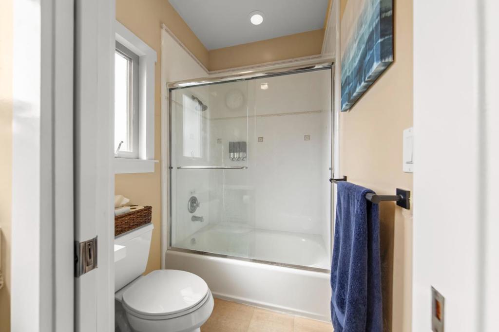 1195 Settle Avenue Property Photo 24