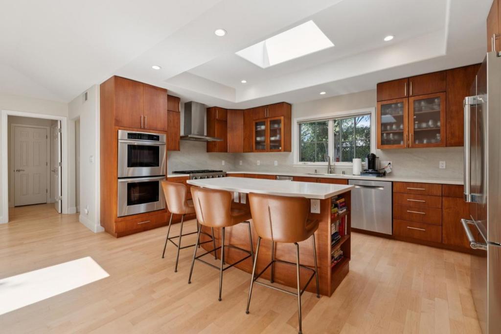 61 Lloyden Drive Property Photo 29