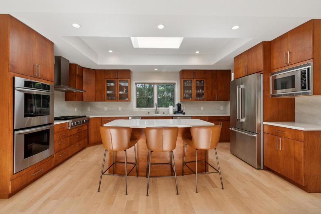 61 Lloyden Drive Property Photo 30
