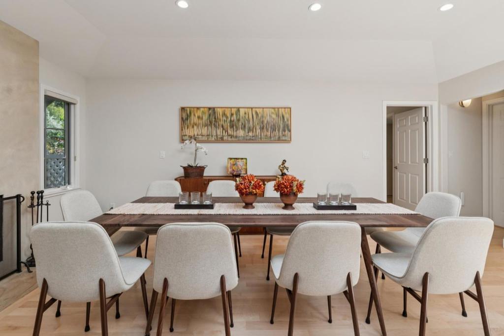 61 Lloyden Drive Property Photo 37