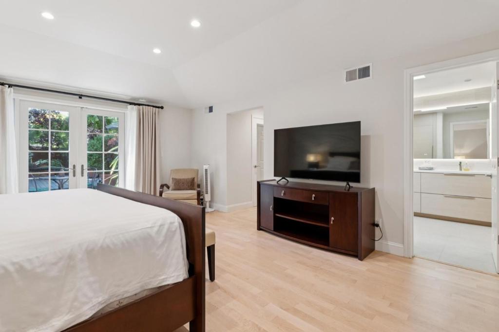 61 Lloyden Drive Property Photo 43