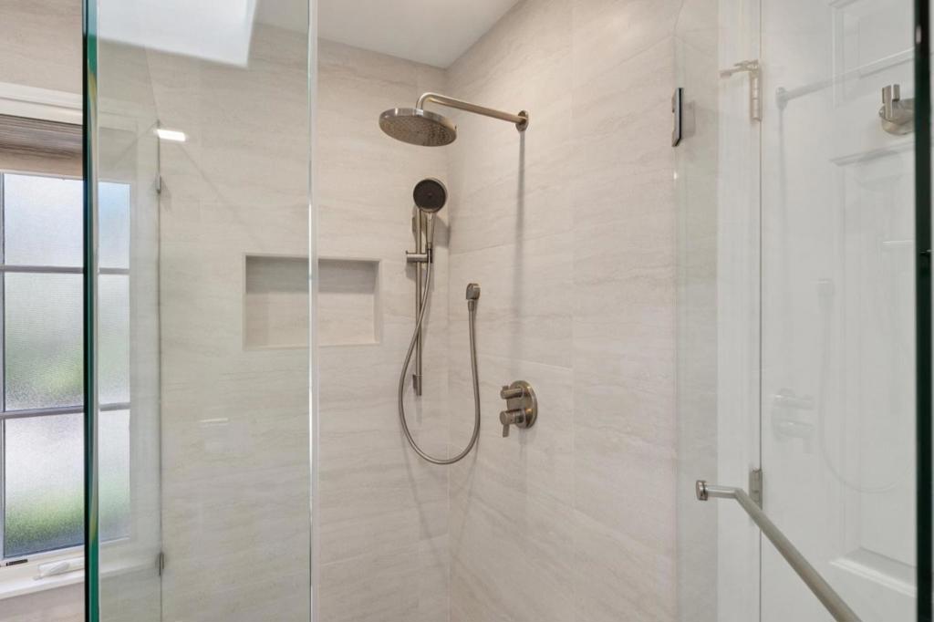 61 Lloyden Drive Property Photo 48