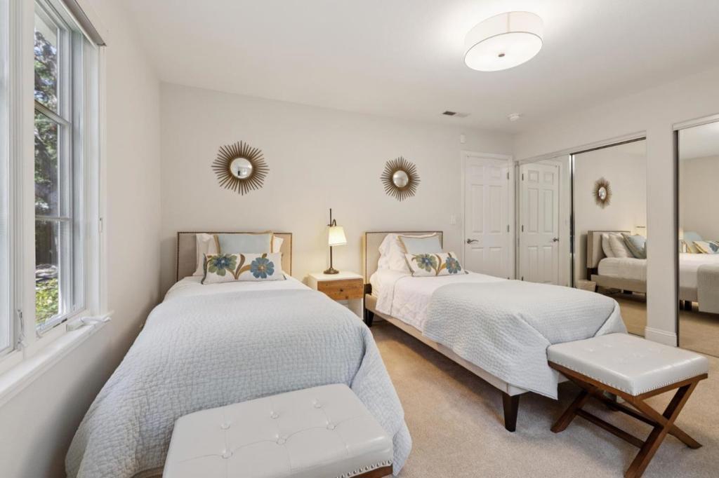 61 Lloyden Drive Property Photo 66