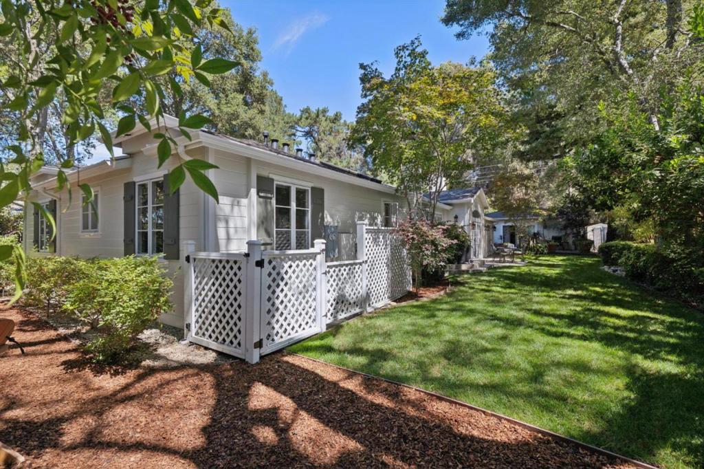 61 Lloyden Drive Property Photo 83