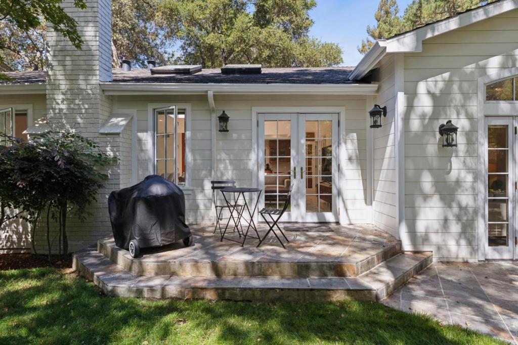61 Lloyden Drive Property Photo 85